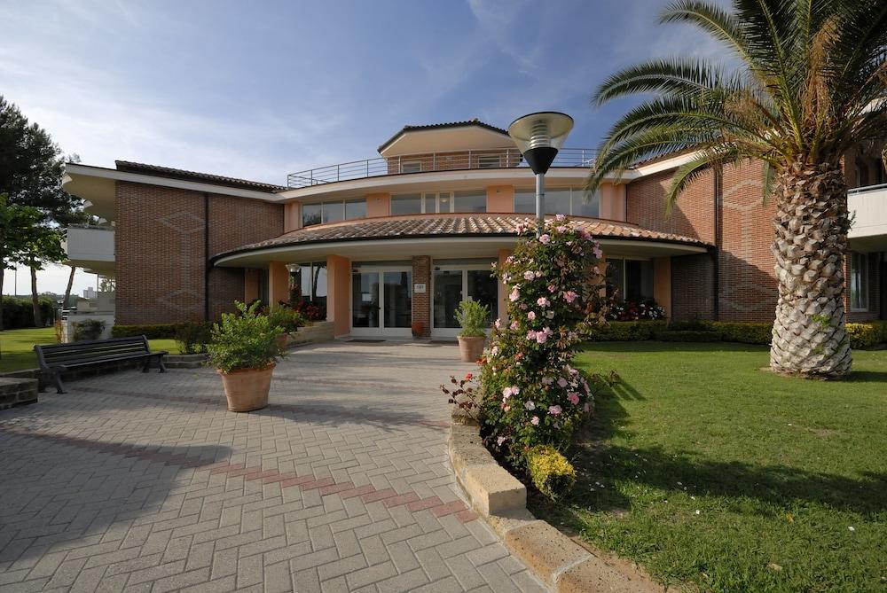 Villaggio Turistico La Cecinella Marina di Cecina Esterno foto