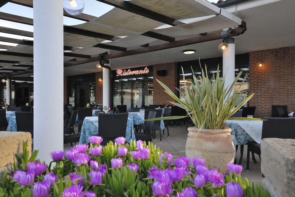 Villaggio Turistico La Cecinella Marina di Cecina Esterno foto