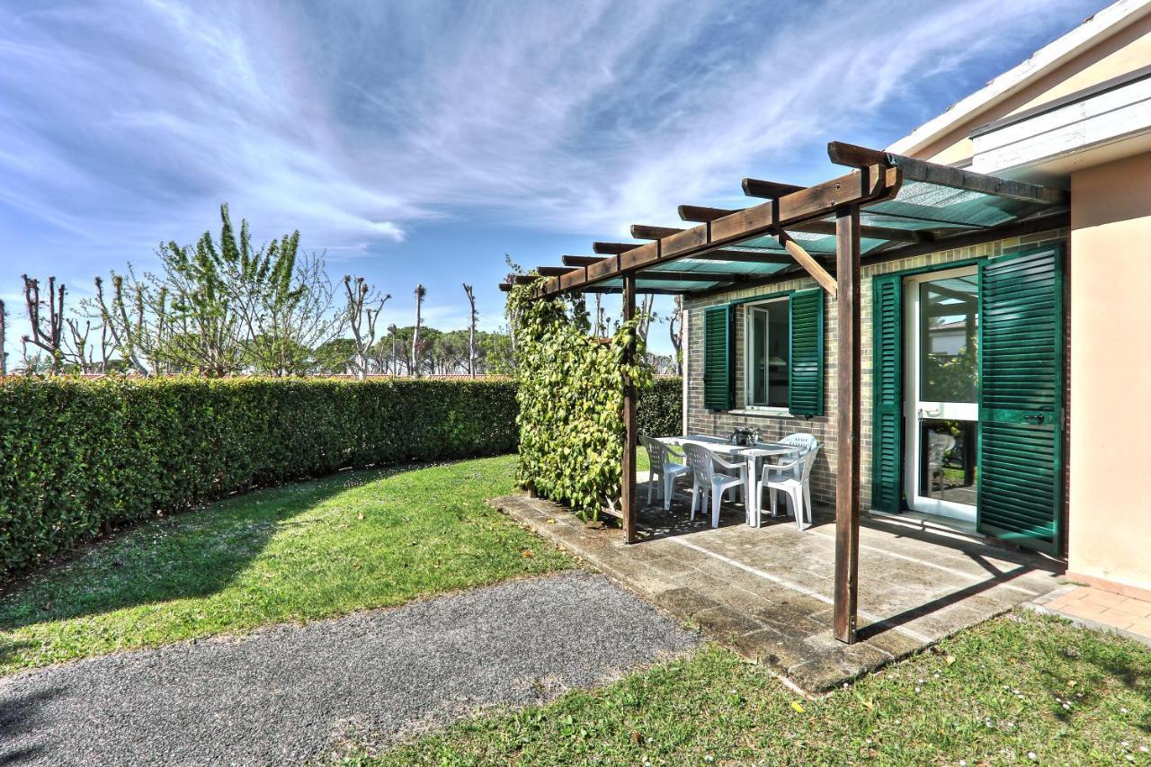 Villaggio Turistico La Cecinella Marina di Cecina Esterno foto